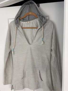 Roxy Light Gray Scoop-Neck Hooded Pullover